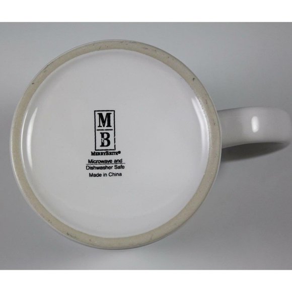 Merry Brite Holiday Coffee Mug Green with Santas & Candy Canes 10 oz Vintage 199 - Picture 6 of 6